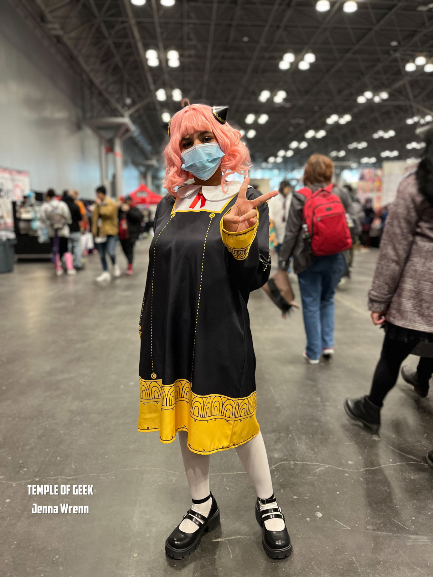 Chainsaw Man Cosplay At Anime NYC 003- The World of Nardio