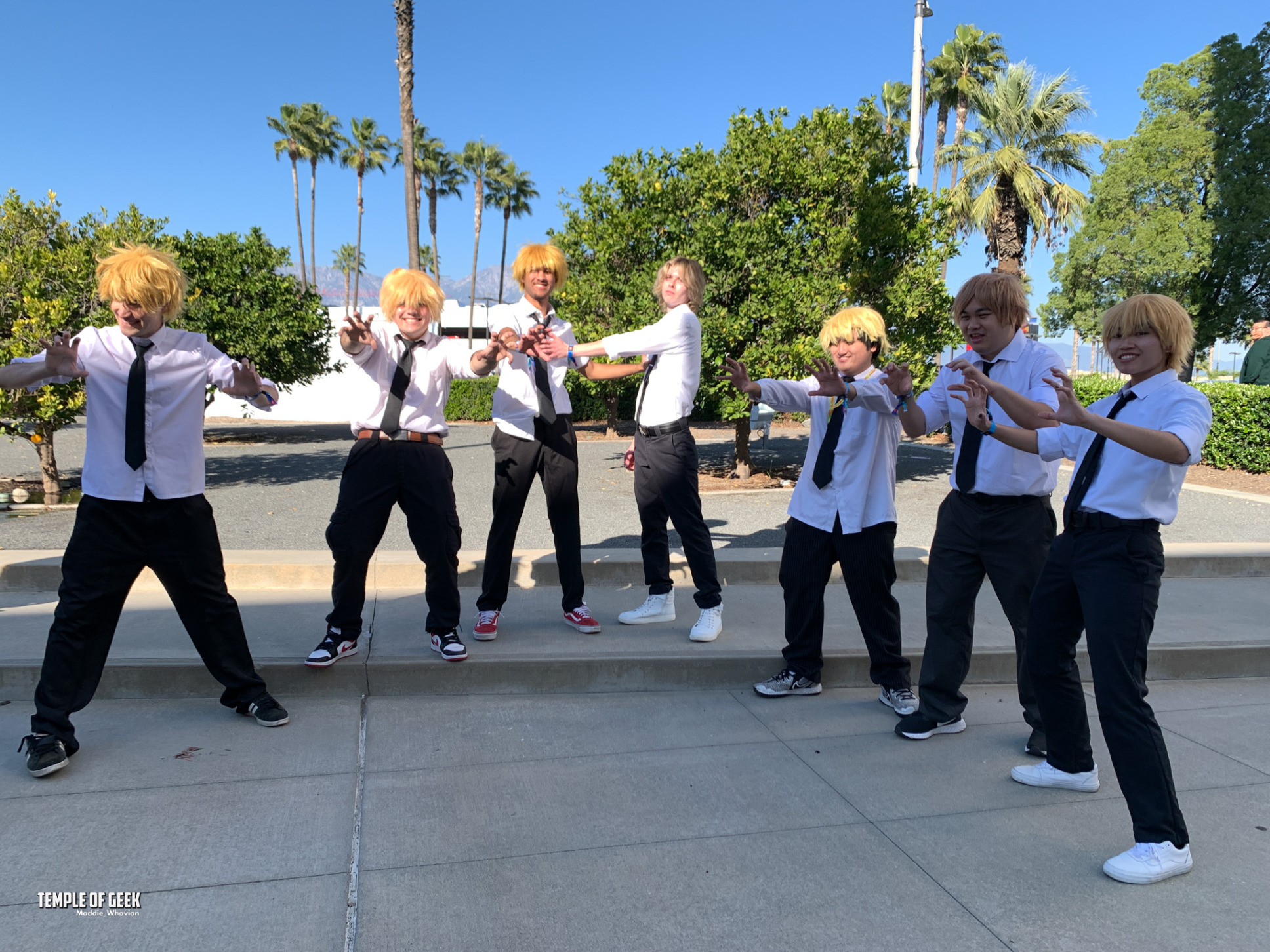 Chainsaw Man cosplay gathering at anime expo chibi 2022