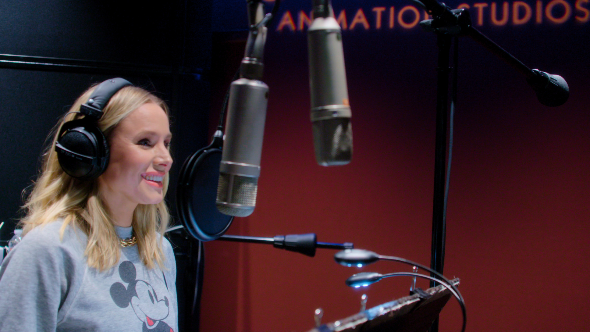 Kristin Bell recording for Into the Unknown documentary