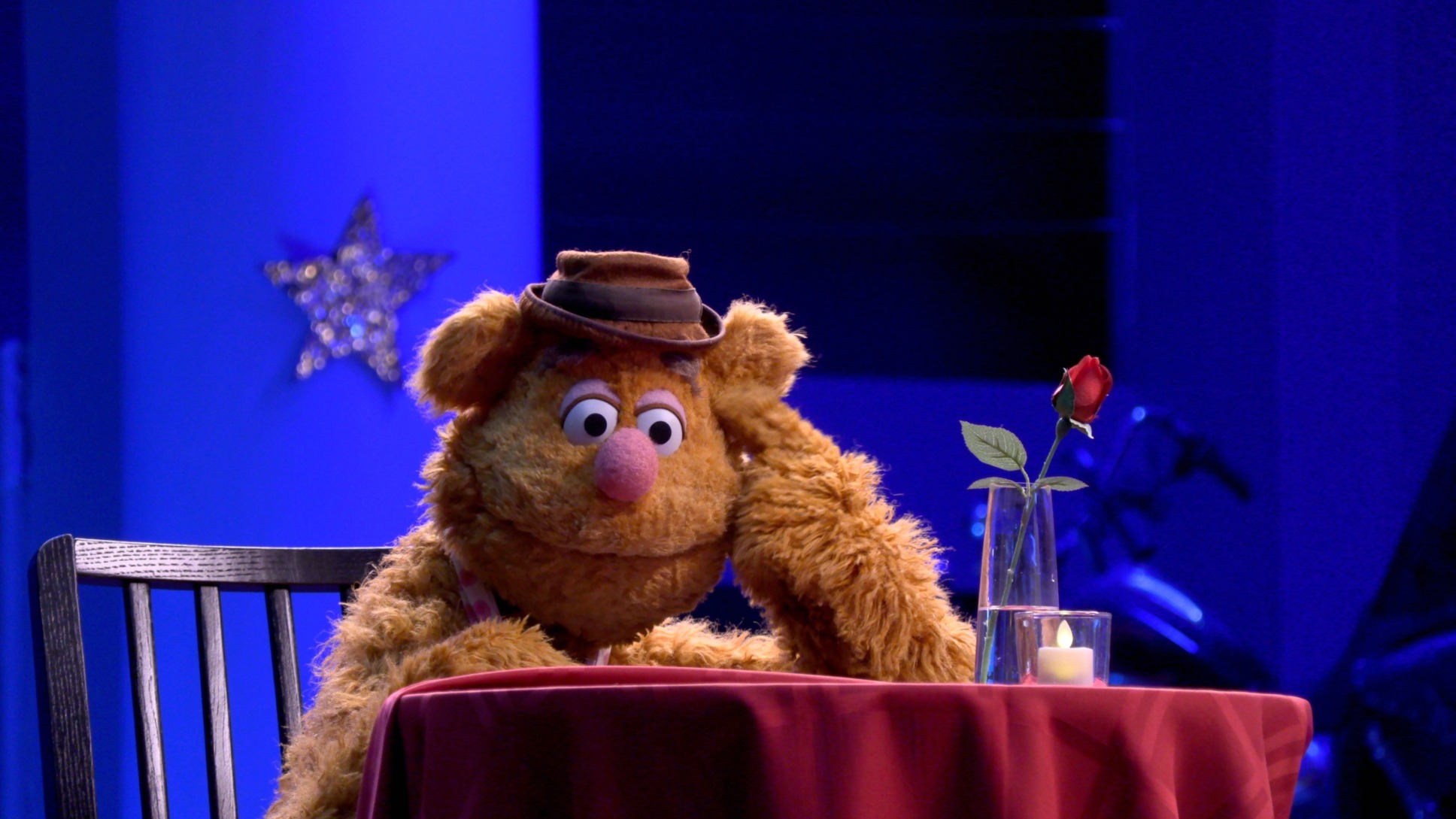 Fozzy in the Muppets Now show