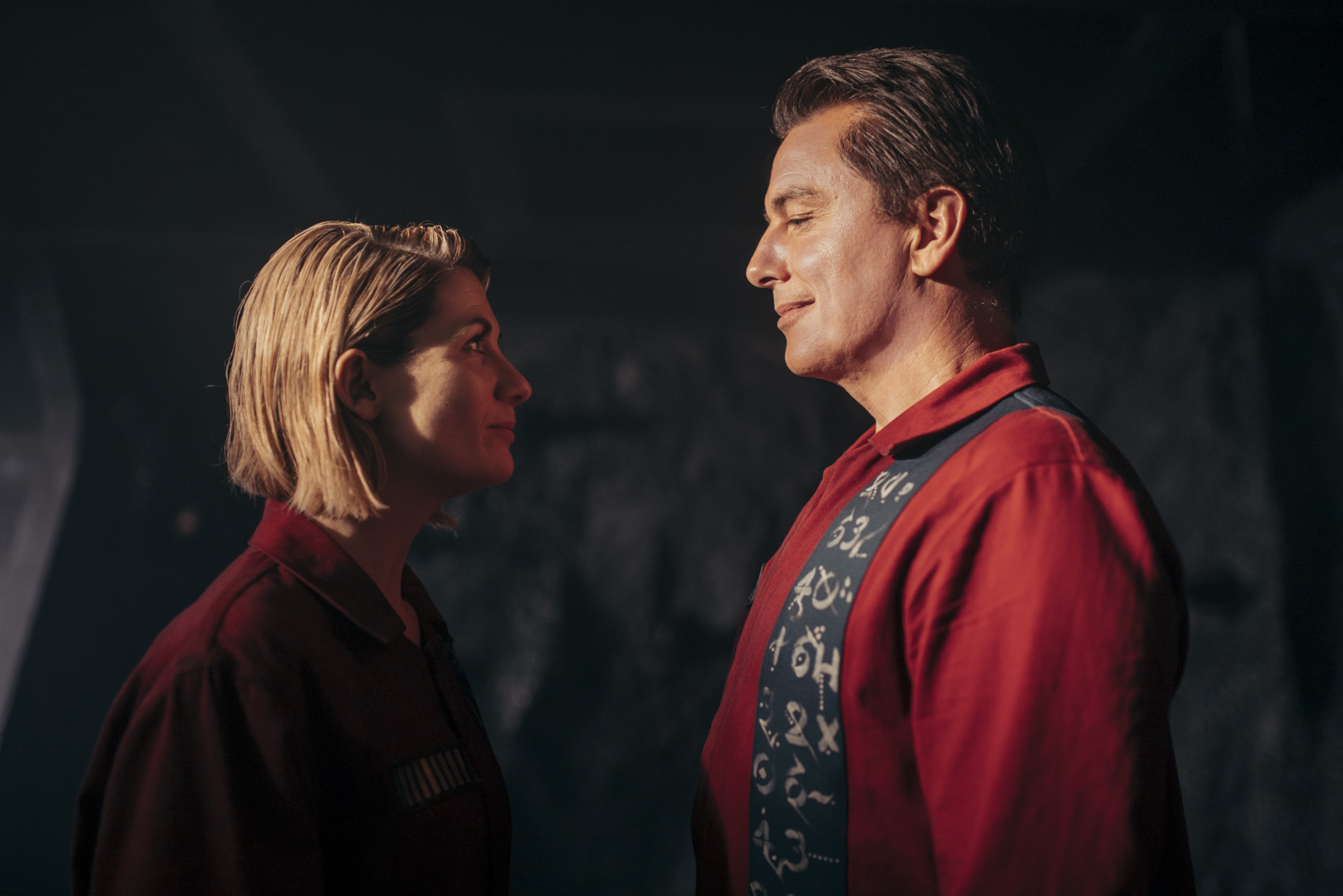 Jodie Whittaker as The Doctor, John Barrowman as Captain Jack Harkness - Doctor Who Special 2020: Revolution Of The Daleks - Photo Credit: James Pardon/BBC Studios/BBCA