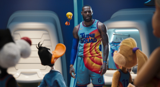 (L-R Backs to Camera) SYLVESTER, DAFFY DUCK, LOLA BUNNY, (Center frame) LEBRON JAMES, and TWEETY BIRD in Warner Bros. Pictures’ animated/live-action adventure “SPACE JAM: A NEW LEGACY,” a Warner Bros. Pictures release. this week in geek july 19th