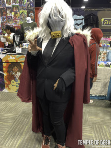 a cosplayer at anime riverside is dressed as Shigaraki from MHA