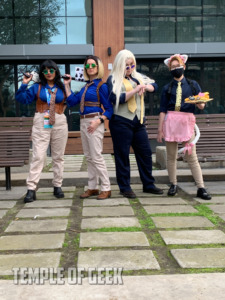 Kento Nanami cosplayers at the Jujutsu Kaisen meetup on day 3 of Anime LA