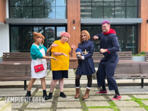 Nobara Kugisaki and Yuji Itadori cosplayers at the Jujutsu Kaisen meetup on day 3 of Anime LA