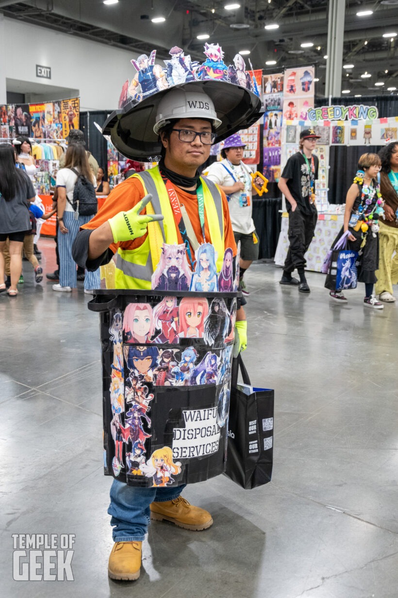 Cosplayer dressing up at LVL UP EXPO inside the convention center