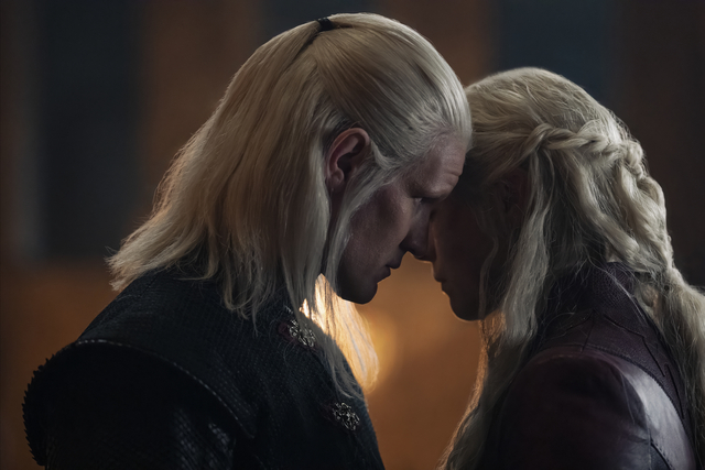 daemon and rhaenyra embracing 