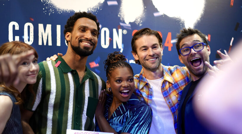 Picutre of the cast of the boys at comic con booth