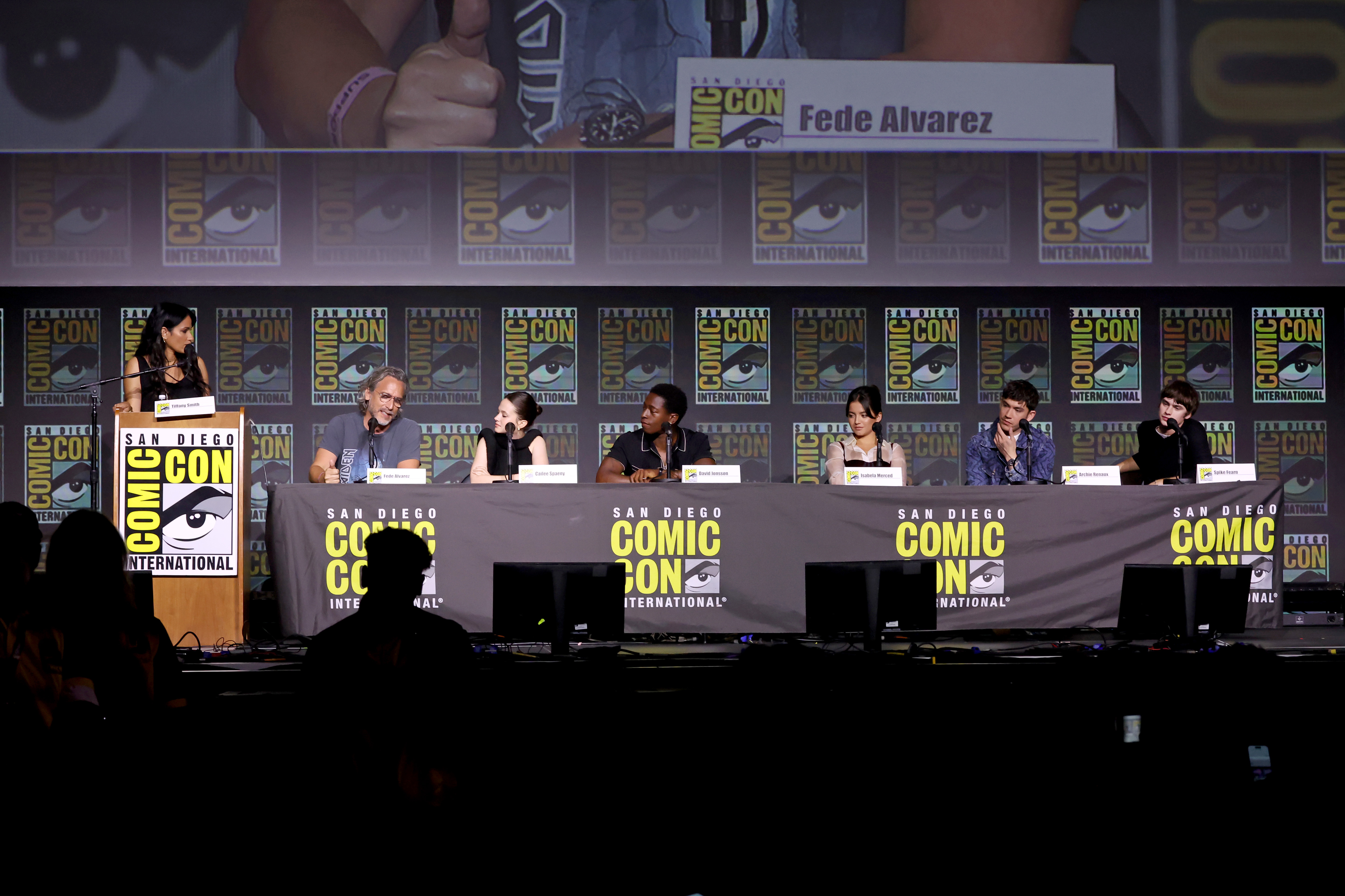 Comic-Con Terrorized By Facehuggers And Chestbursters During Alien: Romulus Hall H Panel