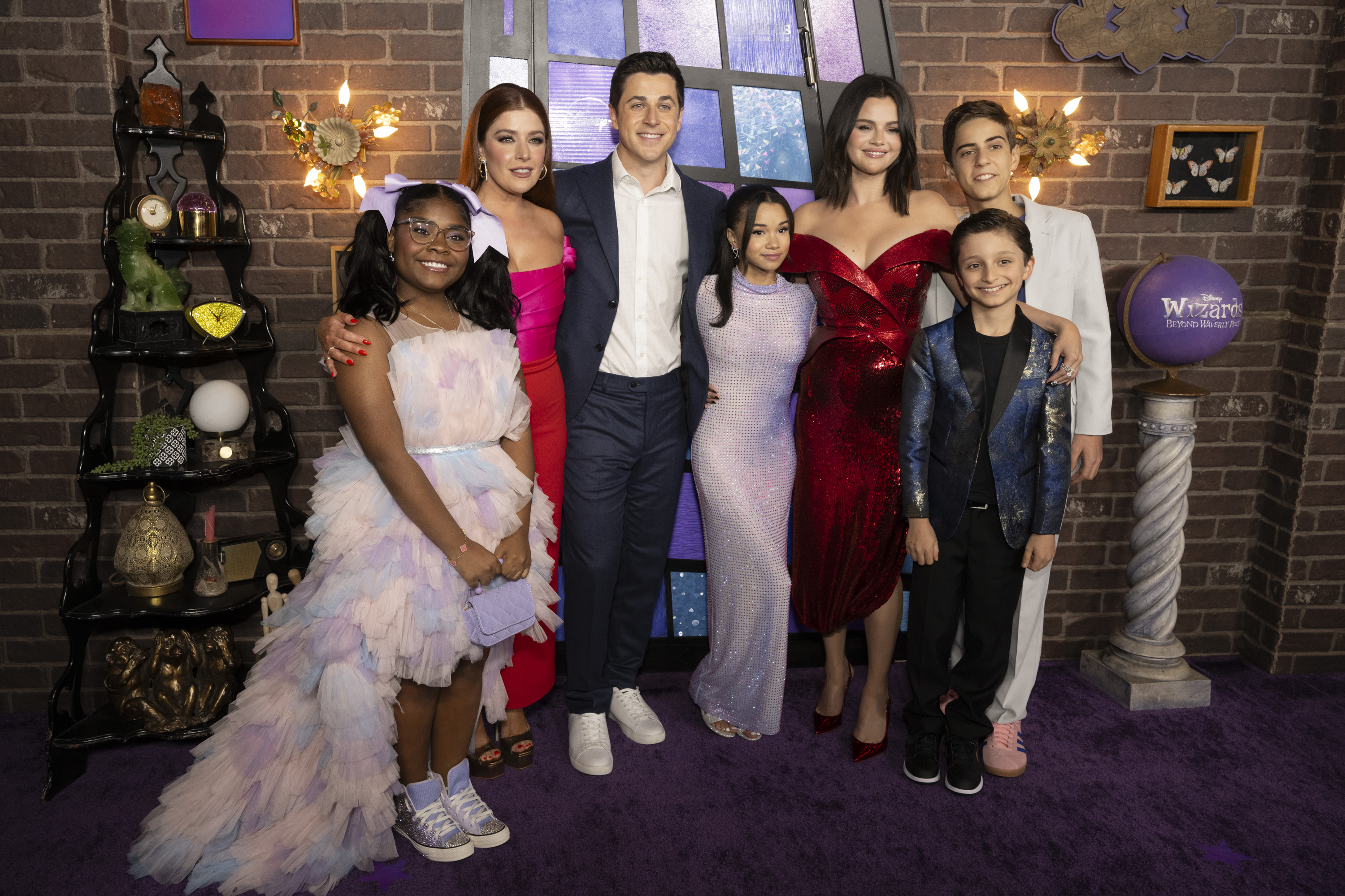 picture of wizards beyond waverly place cast 