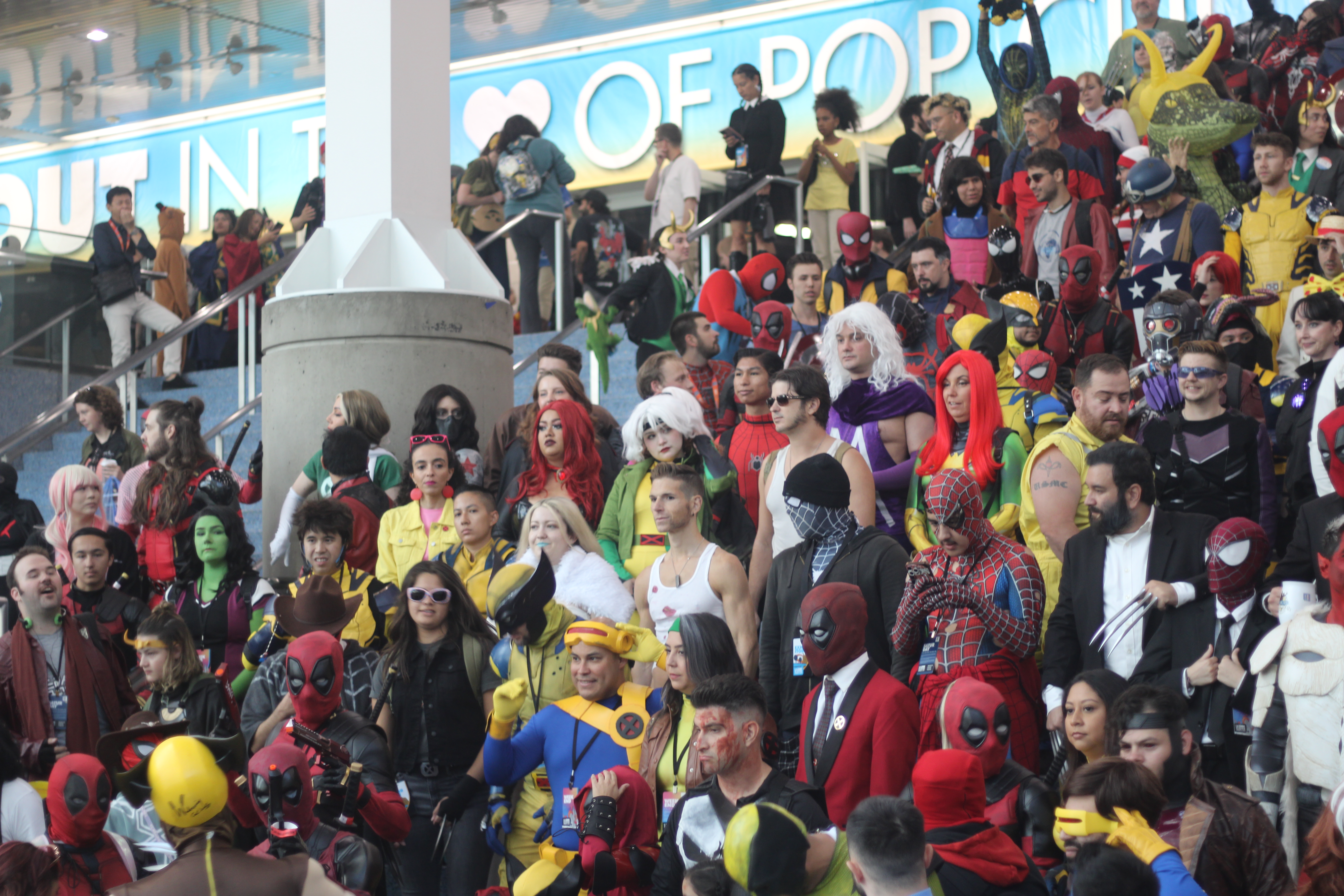 marvel cosplay la comic con