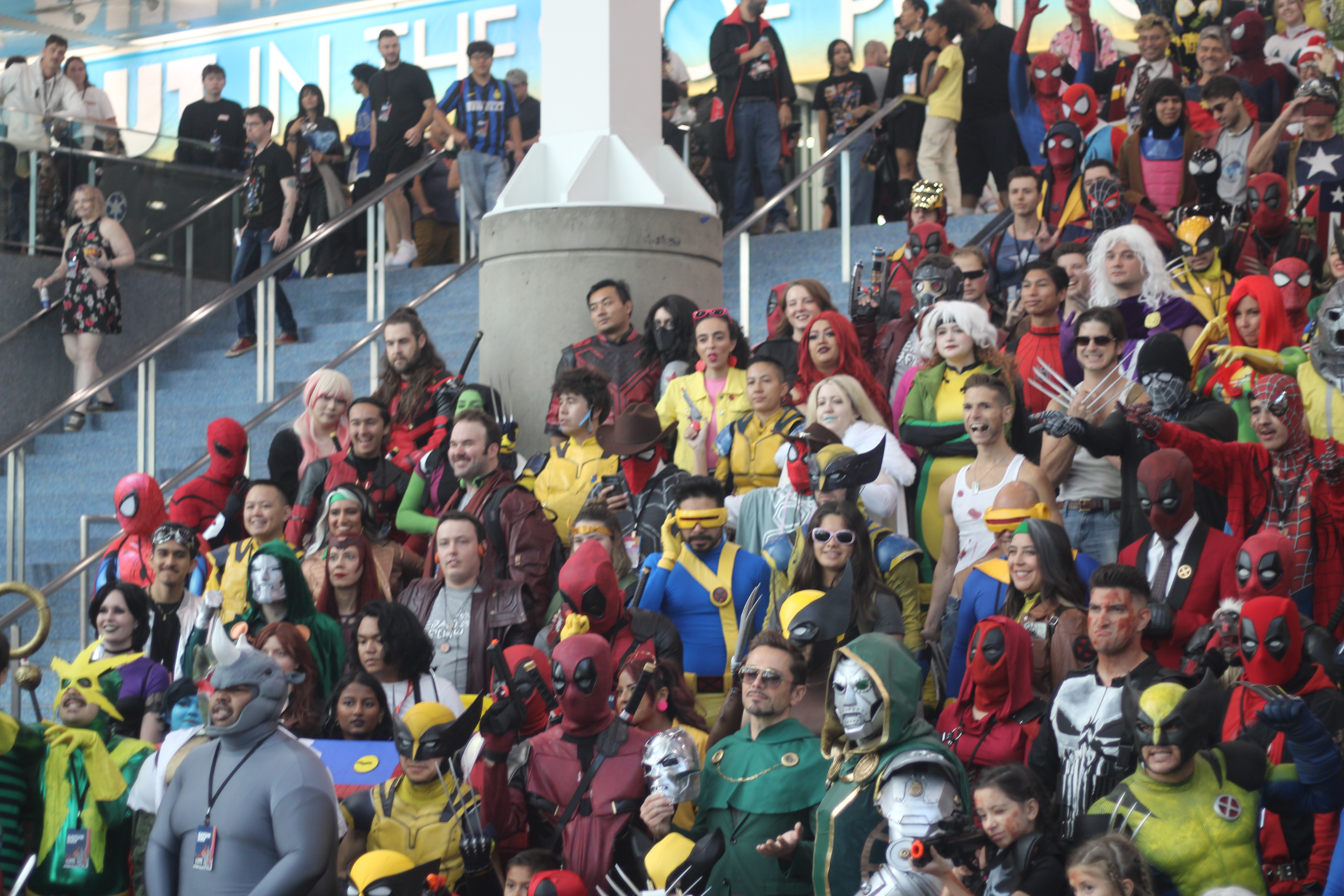 marvel cosplay la comic con