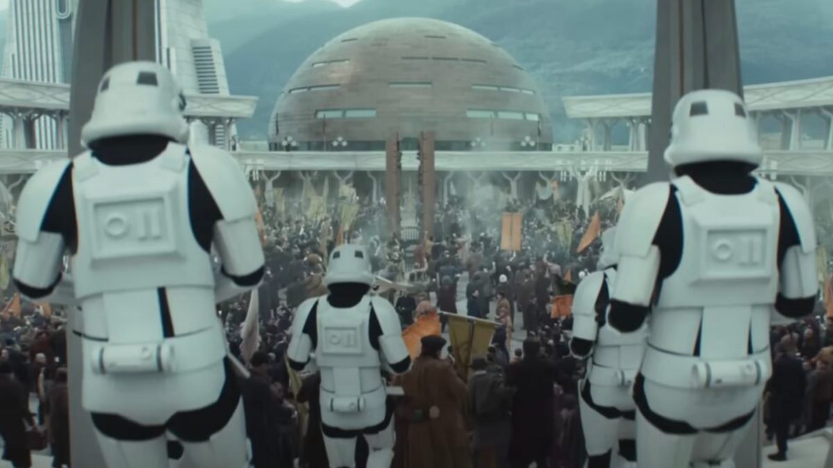 View from behind as Storntroopers approach a Ghorman rally/protest.