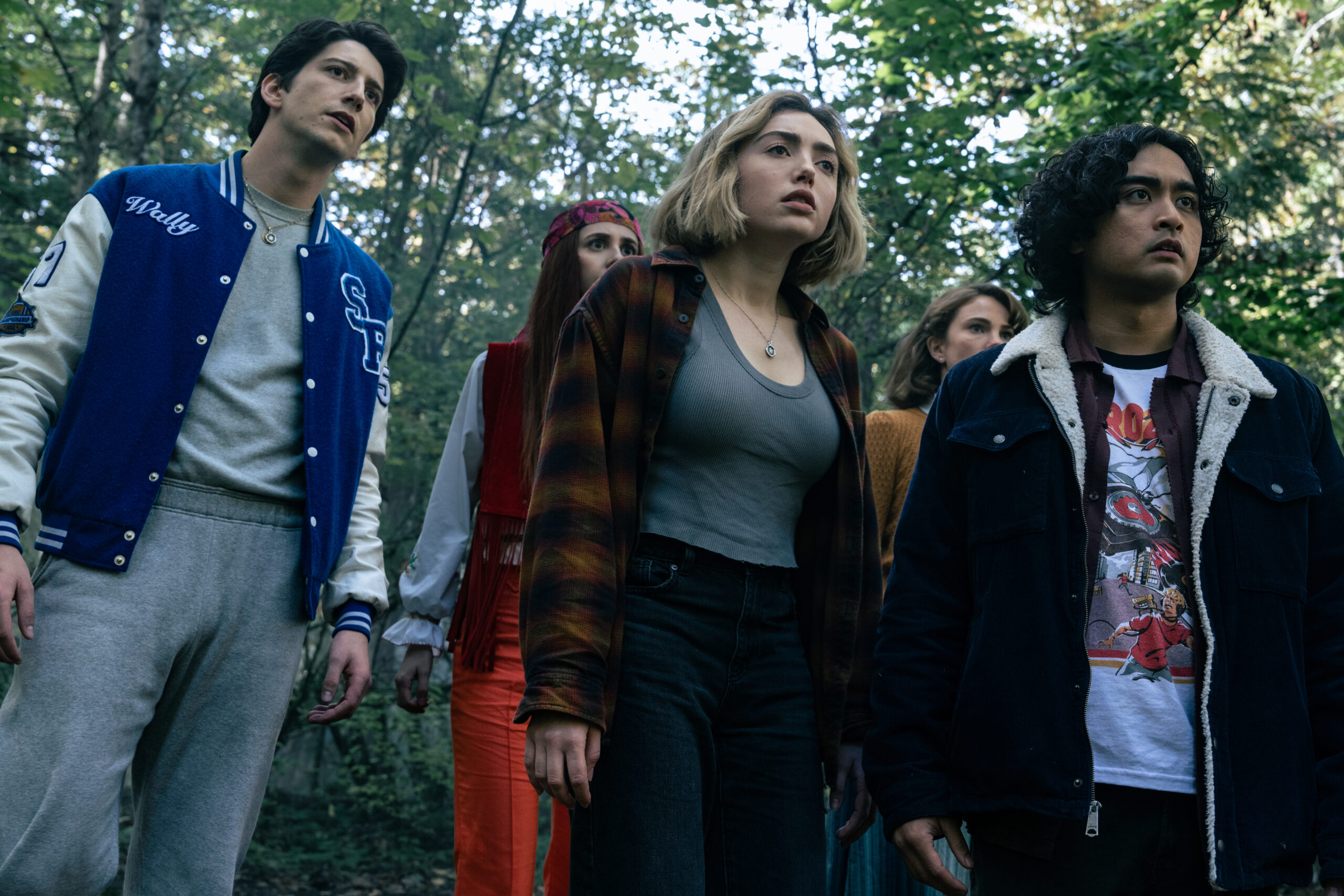 Wally, Dawn, Maddie, Janet and Simon stare in shock when Maddie's dad Dave appears.